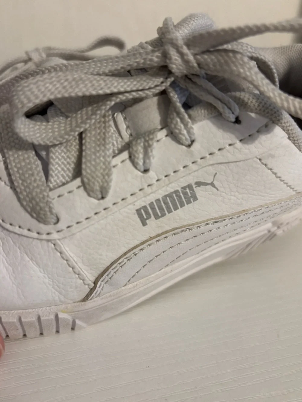 Puma Classic White tennis shoes 11C